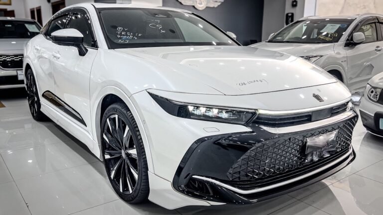 Why the 2025 Toyota Crown Feels Like Flying in a Private Jet – Ultimate Guide and Review